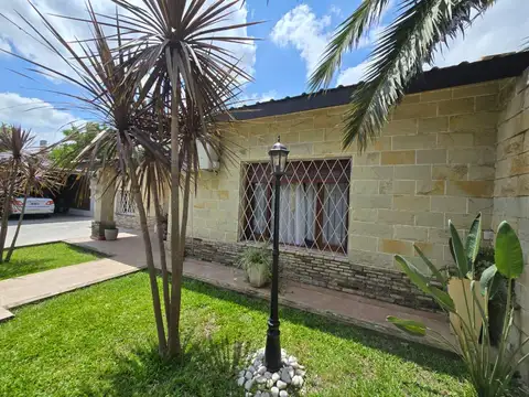 Casa en Venta en San Antonio de Padua, USD 190.000