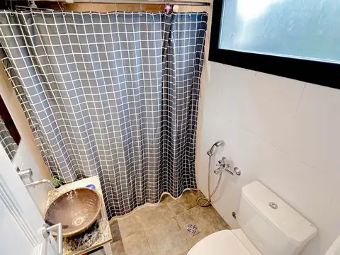 VENTA CASA 5 AMBIENTES LOS ACANTILADOS