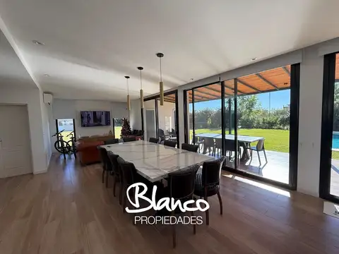 Casa en Alquiler al Norte