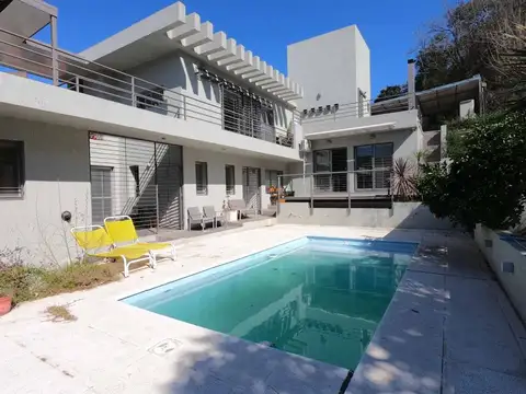 VENTA CASA RIO CEBALLOS 3 DORM CATEGORIA PILETA