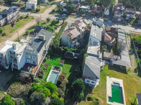 Briarritz Entre Estocolmo y Anvers 300, Pinamar Buenos Aires al 300