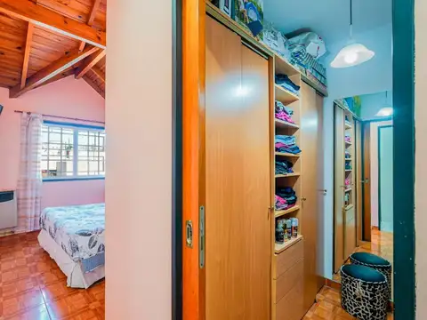 CASA 4 AMBIENTES VENTA VILLA LURO COCHERA PATIO