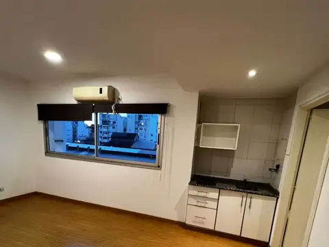 Avenida José María Moreno 300
