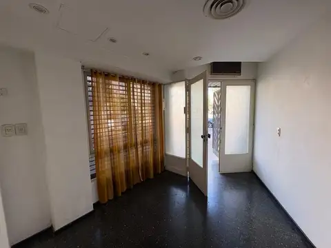 Depto Tipo Casa en Alquiler 45 años