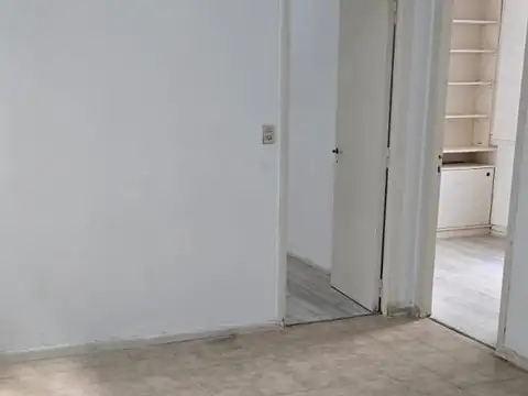 Av Pueyrredon 600- Balvanera- 3 ambientes 50m2- 1º por escalera OPORTUNIDAD
