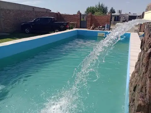 VENDO CASA APTA CRÉDITO - BARRIO UNIVERSITARIO