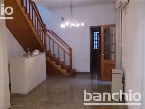 Venta Casa 3 Dormitorios  - Con Cochera