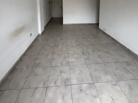 Departamento en Alquiler en Haedo Norte, $ 550.000