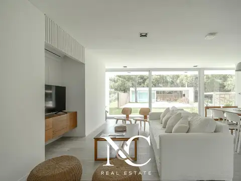 Casa en Venta en Costa Esmeralda, USD 810.000
