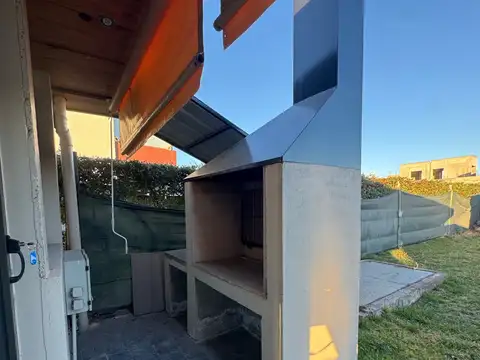 Casa en Alquiler al Oeste
