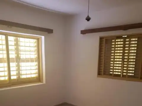 CASA  3 DORMITORIOS PARQUE LICEO SEGUNDA SECCION