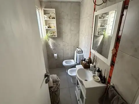 Depto Tipo Casa 3 ambientes con 2 baños