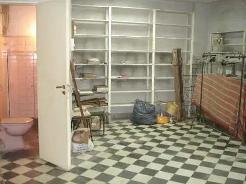 Local en Alquiler 50 años