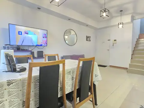 Depto Tipo Casa en Venta de 2 ambientes