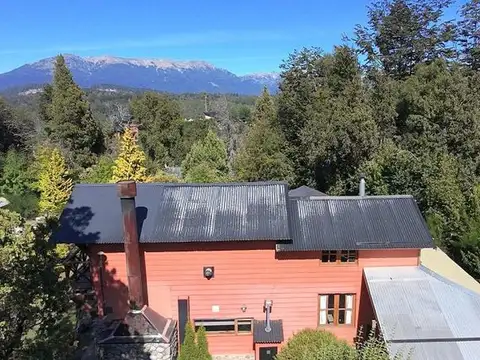 Casa 5 ambientes con 2 baños