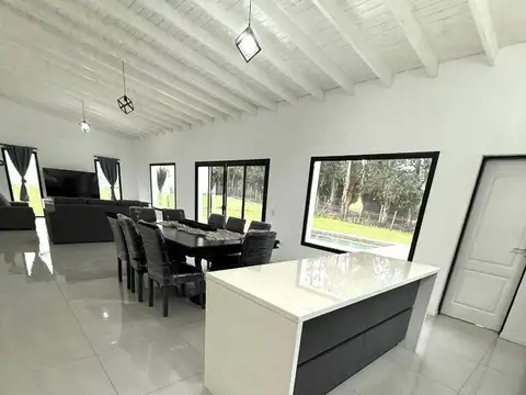 CASA EN VENTA BARRIO PRIVADO BARRANCAS DE SAN BENITO