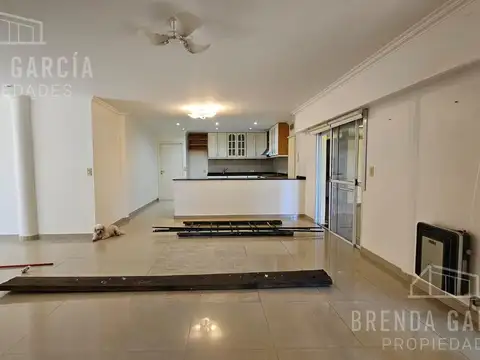 Casa 7 ambientes con 2 baños