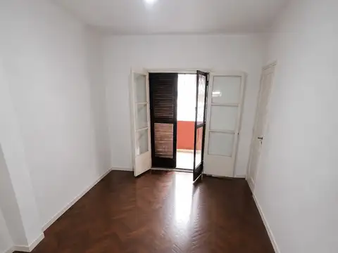 Departamento en Alquiler en Villa Pueyrredon, $ 850.000