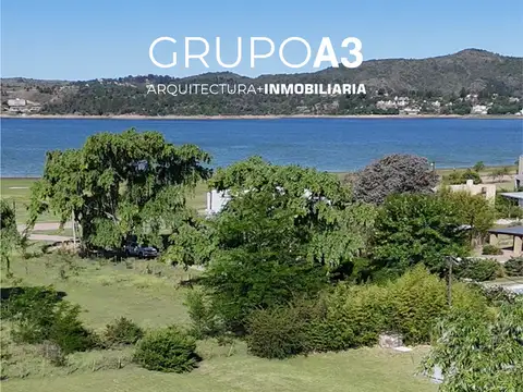 Casa 6 ambientes con 2 baños