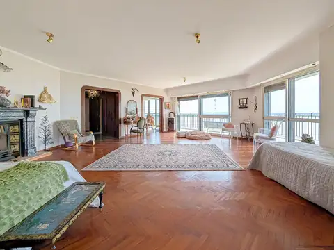 Departamento en Venta de 5 dormitorios