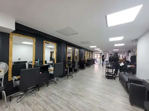 VENTA LOCAL 80 M2 + EP + DPTO 171 M2 EN AV CÓRDOBA