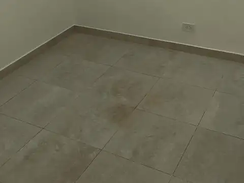 Oficina en Alquiler 50 años