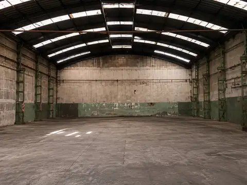 Valentin Alsina 750 M2 CUBIERTOS