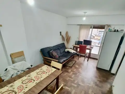 RIOJA 100, Piso 4