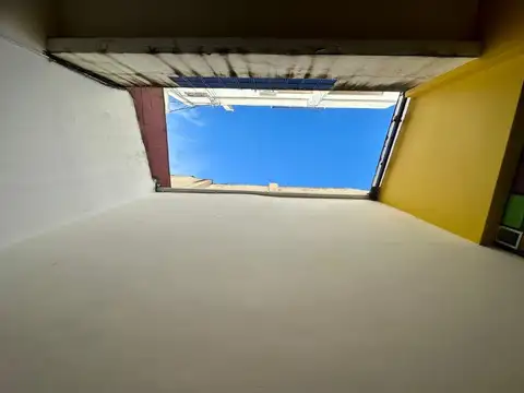 Depto Tipo Casa 4 ambientes con 1 baño