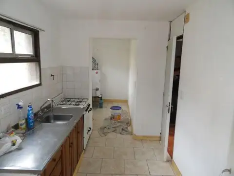 Muy buen departamento de 3 dormitorios y puesto a nuevo