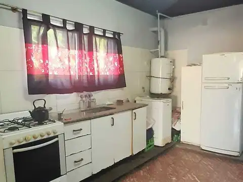 Casa  en Venta en Roque Perez