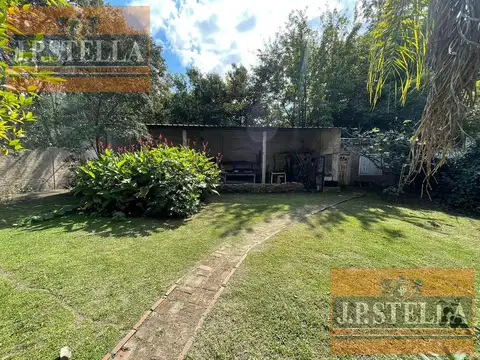 Casa Quinta 1570 m² C/Pileta y Hermosa Arboleda - La Reja