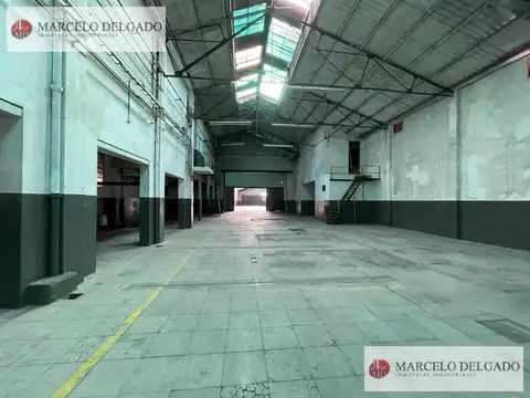 Depósito - Galpón de 2800 m. - Parque Patricios - VENTA