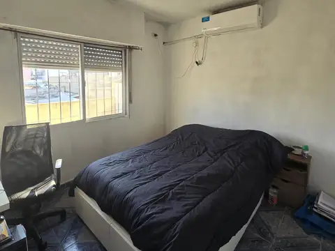 Venta PH 4 ambientes con patio en Wilde