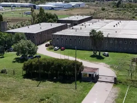 Galpon en Venta 160  mts Frente