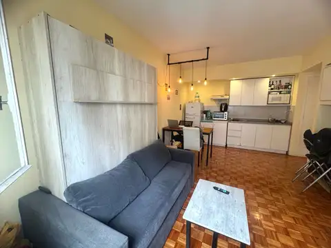 Venta departamento monoambiente muy luminoso y funcional en Recoleta