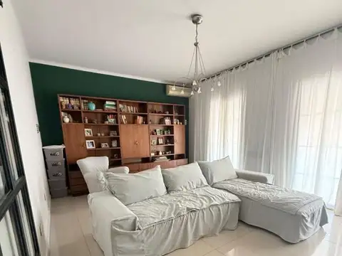 Casa en Alquiler de 3 dormitorios