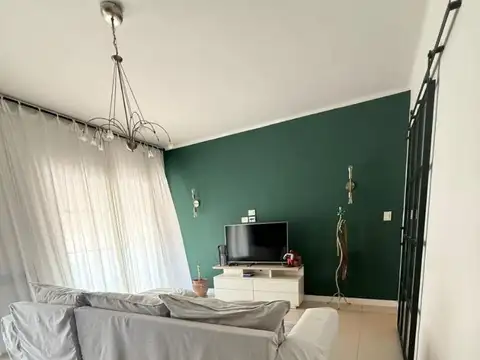 Casa en Alquiler en Alberdi, $ 1.800.000