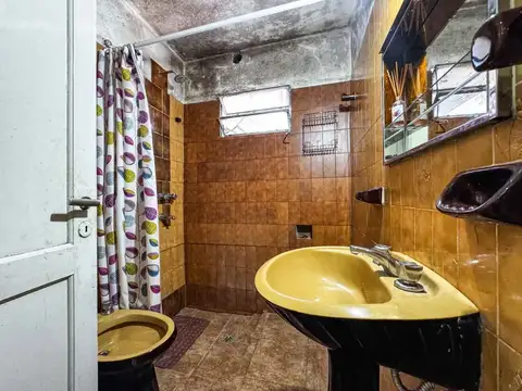 VENTA CASA 2  DORM A REMODELAR  COL DE V SARSFIELD