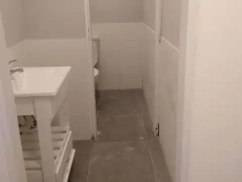 Local en Venta en Villa del Parque, USD 290.000