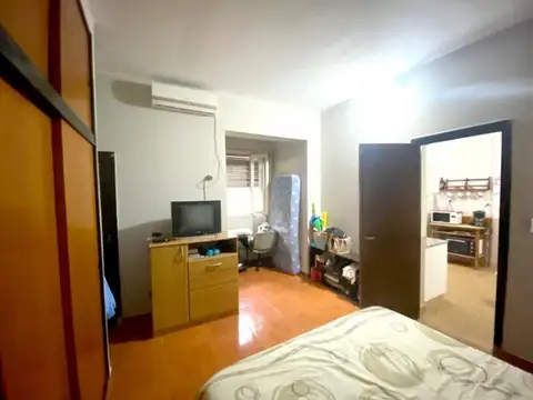 Depto Tipo Casa 4 ambientes con 2 baños