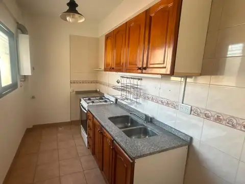Depto Tipo Casa en Alquiler de 2 ambientes