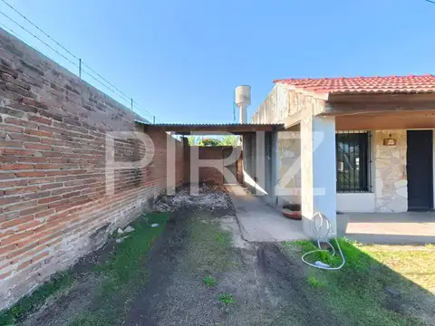 Casa en Venta en Villa Elvira, USD 50.000