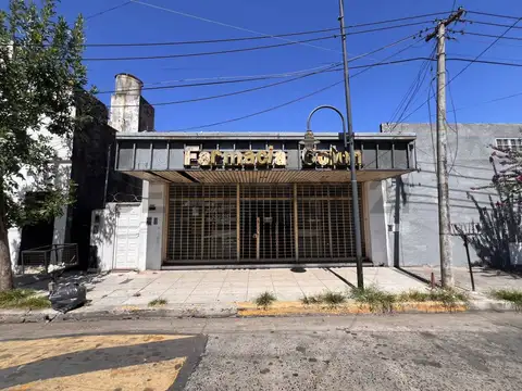 25 DE MAYO 2000, Piso 0