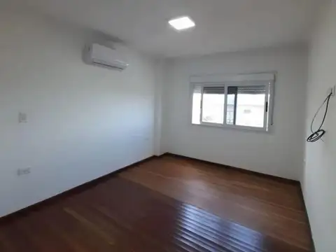San Martín 2100, Piso 10°