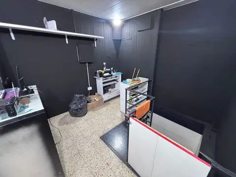 LOCAL A LA CALLE 2 PLANTAS