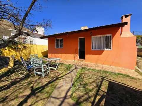 Casa 5 ambientes con 1 baño