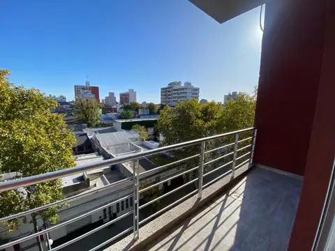 Departamento en Alquiler en Zarate, $ 600.000