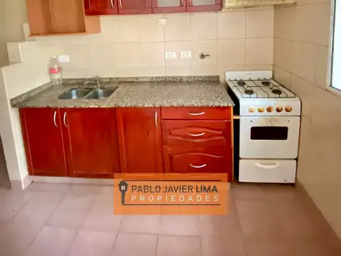 Depto Tipo Casa 3 ambientes con 1 baño