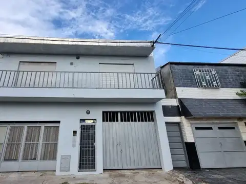 CASA 2 DORMITORIOS+LOCAL+COCHERA VENTA OPORTUNIDAD